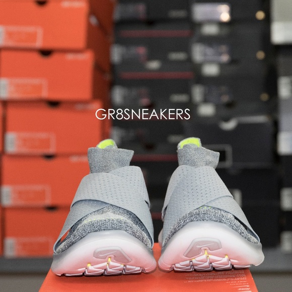 WOMENS NIKE FREE RN MOTION FK 2017 WOLF GREY BLACK - Picture 4 of 6